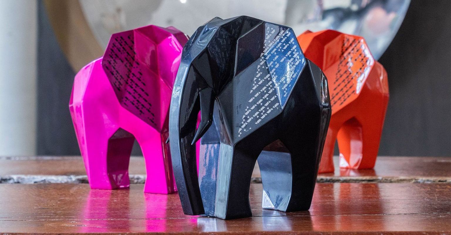 ELEPHANT 250
